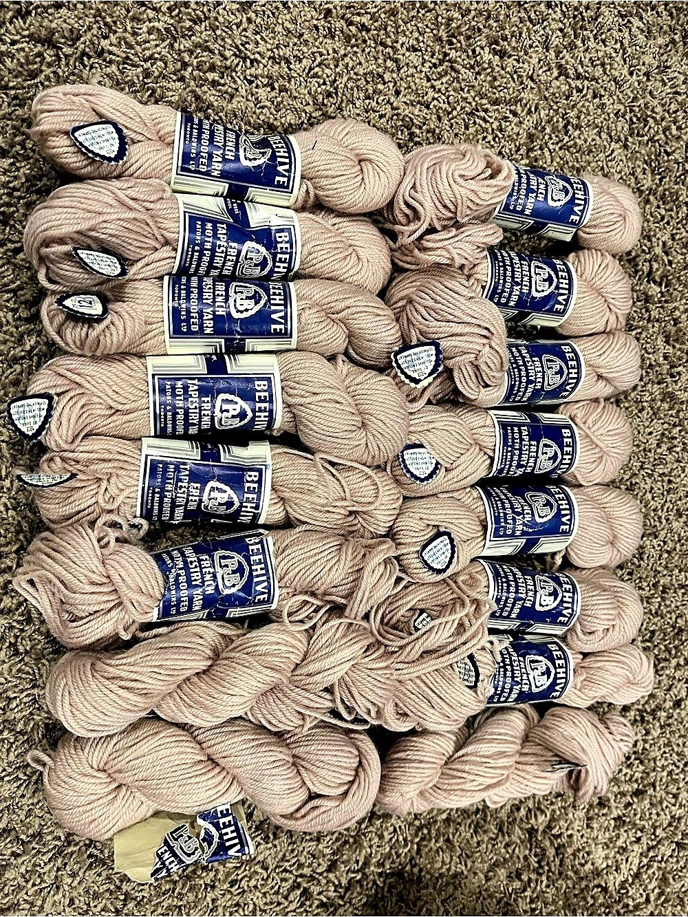 Vintage Beehive French tapestry 100% Wool Yarn NWT